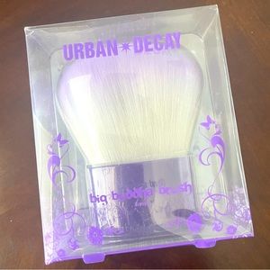 NWT Urban Decay Big Buddha Brush Purple and White